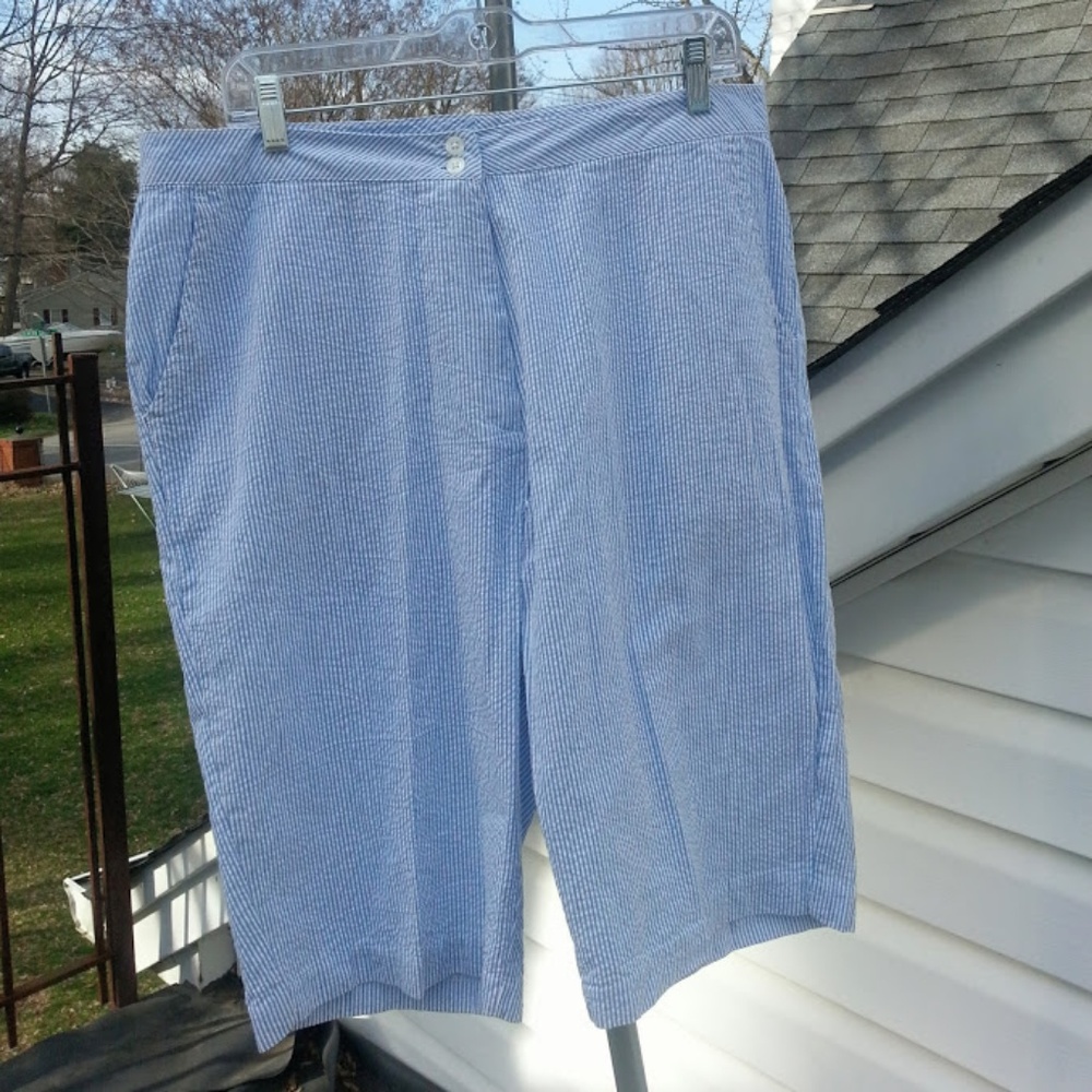 Seersucker bermuda shorts 100% cotton blue & white size 16